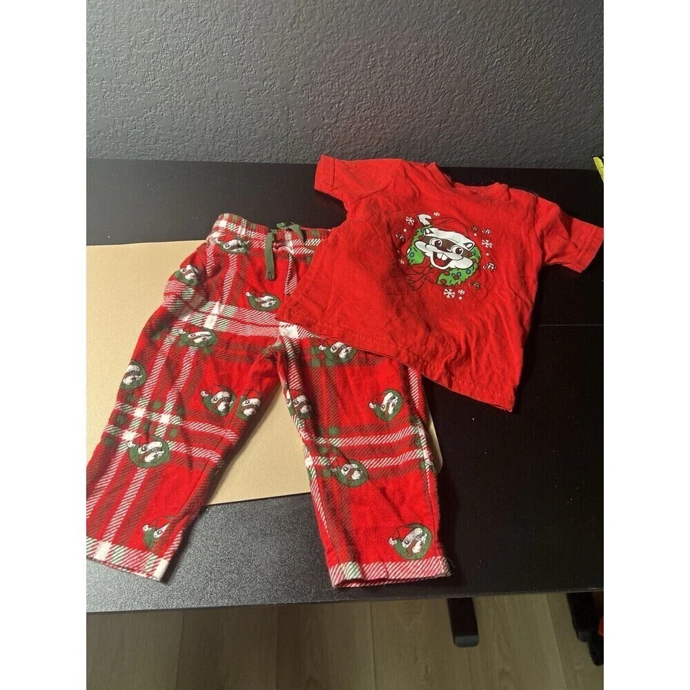 Buc-ees 2T Toddler Pajama Lounge Pants W/shirt Beaver Logo Christmas Red